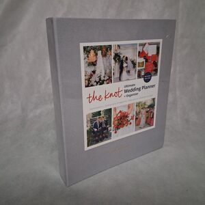 The Knot Ultimate Wedding Planner + Organizer Revised Edition New Sealed Package